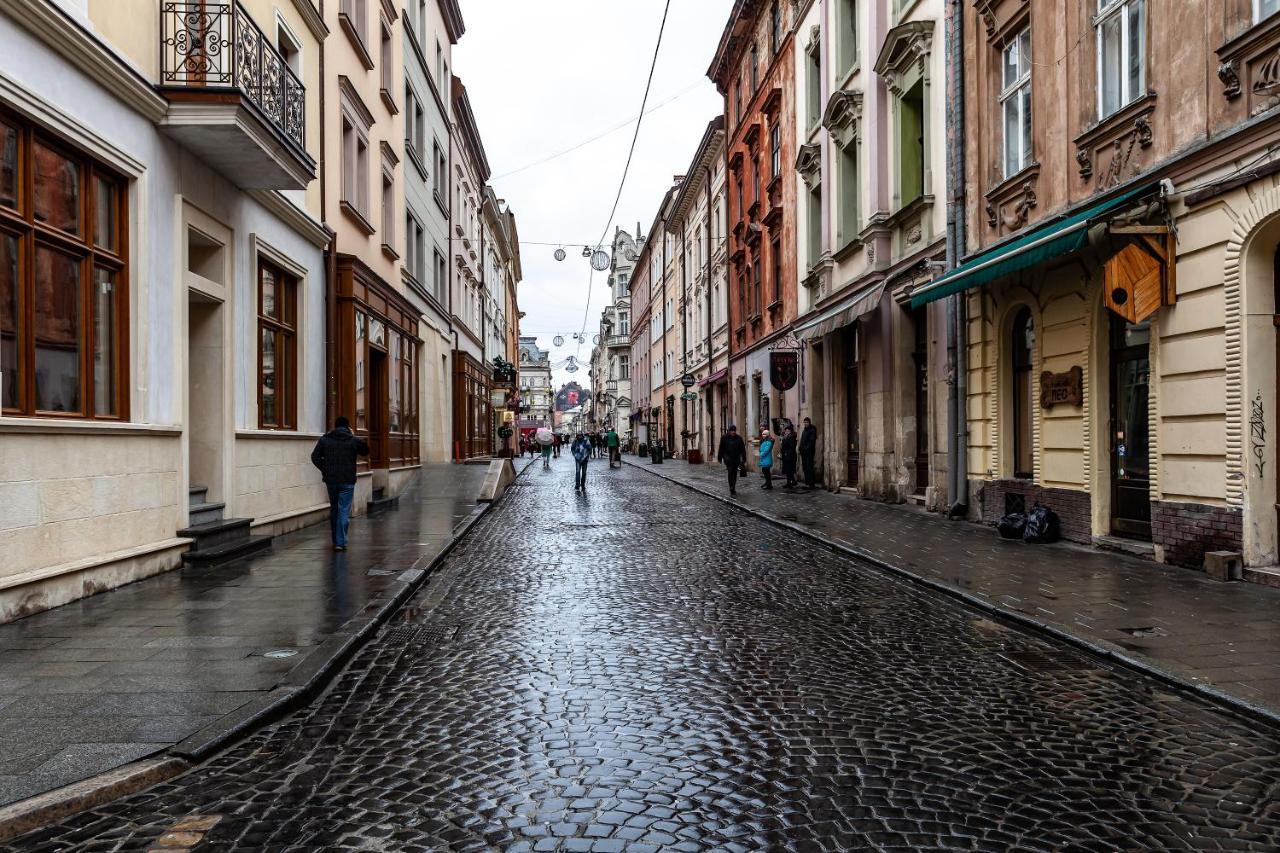 Apartments In Rynok Square Lviv Exterior photo